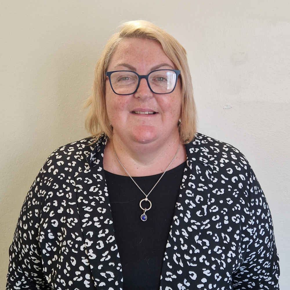 Headshot photo of Vicky Prosser