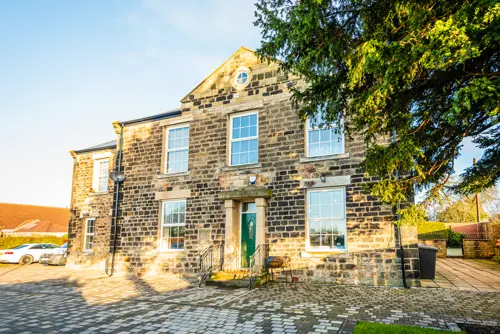 Exterior image of Ferpark Children's Home building